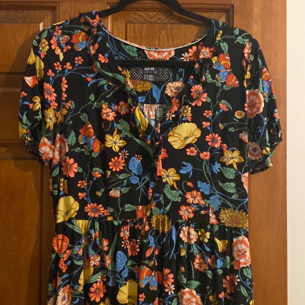 Beautiful black floral Anthropologie dress! Size 12. Perfect for work, school!